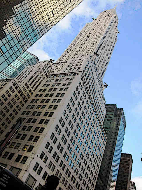 Chrysler-Building-view-from-42nd-Street