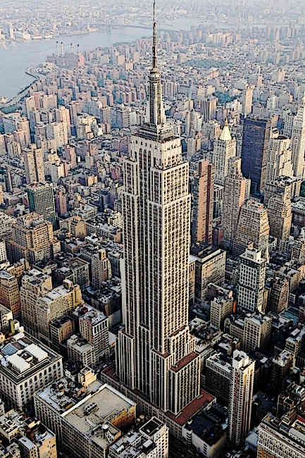 Famous-American-Skyscrapers-Empire-State-Building-aerial-view