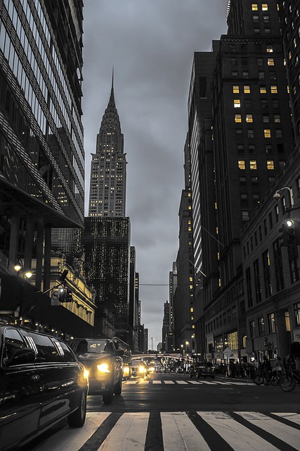 Empire-State-Building-Street-View-at-Night